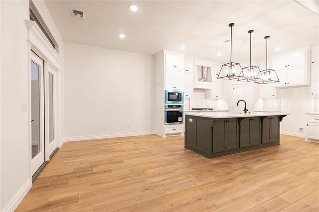 3104 Flycatcher Lane, Yukon, OK 73099