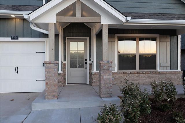 3104 Flycatcher Lane, Yukon, OK 73099