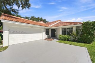 10425 NW 9th Mnr, Coral Springs, FL 33071