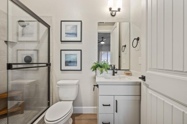 7243 W Ashcroft Avenue, Fresno, CA 93723