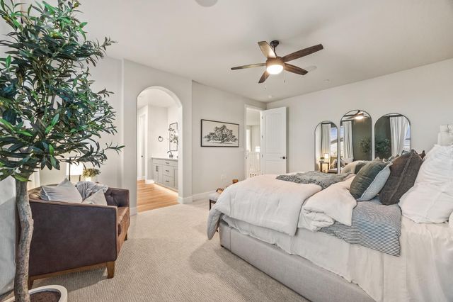 7243 W Ashcroft Avenue, Fresno, CA 93723