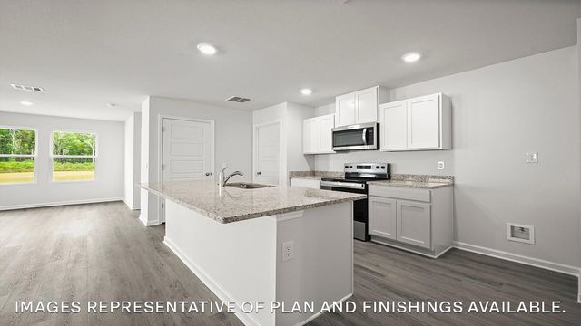 7960 CLOVE PASTURE DR E, Millington, TN 38053