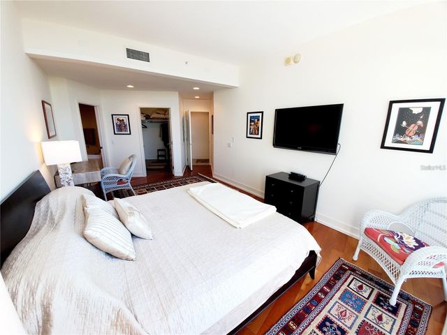 175 1ST STREET S 2006, St Petersburg, FL 33701