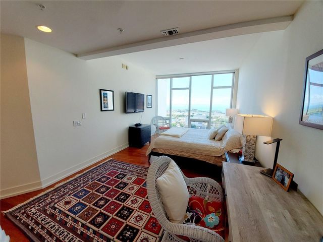 175 1ST STREET S 2006, St Petersburg, FL 33701