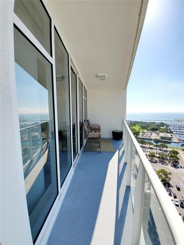 175 1ST STREET S 2006, St Petersburg, FL 33701