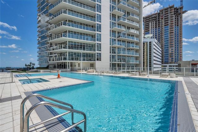 175 1ST STREET S 2006, St Petersburg, FL 33701