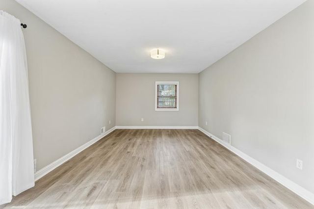 2216 Thorndale Avenue, New Brighton, MN 55112