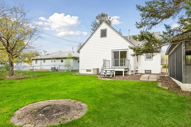 2216 Thorndale Avenue, New Brighton, MN 55112