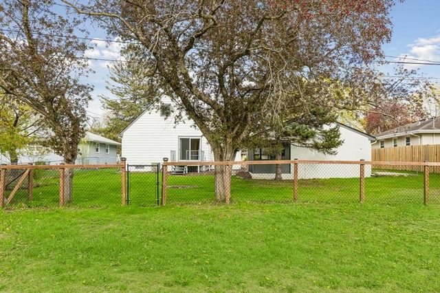 2216 Thorndale Avenue, New Brighton, MN 55112