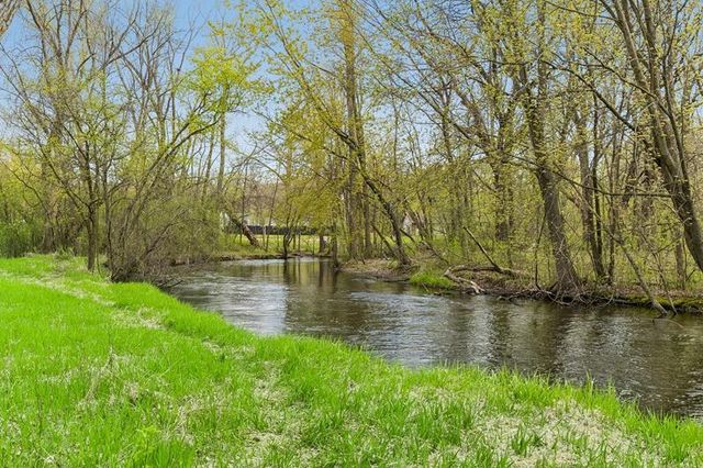 2216 Thorndale Avenue, New Brighton, MN 55112