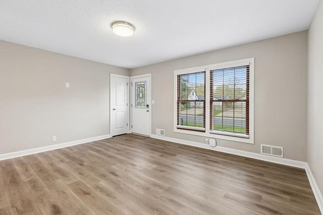 2216 Thorndale Avenue, New Brighton, MN 55112