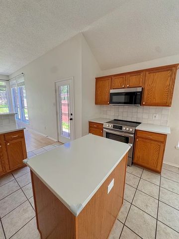 7015 Hillwood Drive, Sachse, TX 75048