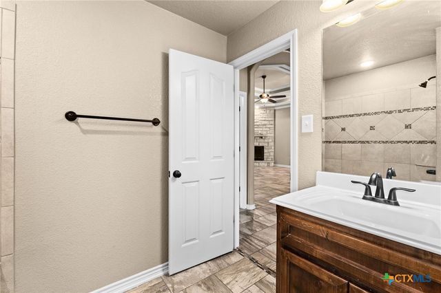 2030 Rustling Oaks Drive, Harker Heights, TX 76548