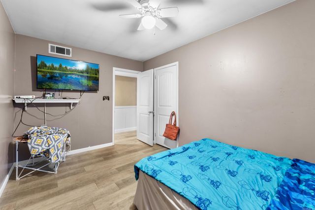 408 E Sanford Street, Gassville, AR 72635