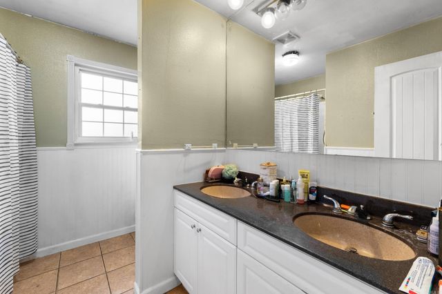 408 E Sanford Street, Gassville, AR 72635