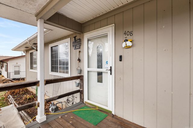 408 E Sanford Street, Gassville, AR 72635