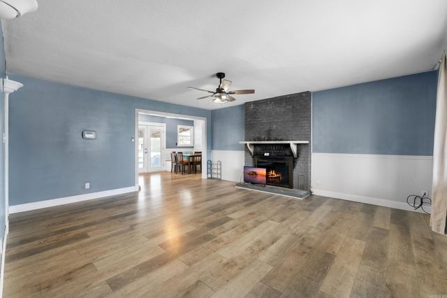 408 E Sanford Street, Gassville, AR 72635