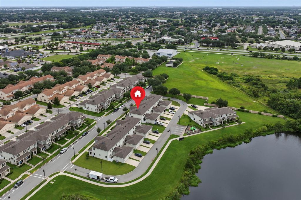 Image 21 of property listing at 3105 AQUA VIRGO LOOP, Orlando, FL 32837