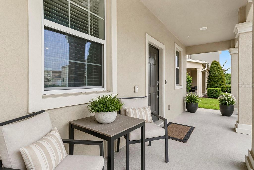 Image 4 of property listing at 3105 AQUA VIRGO LOOP, Orlando, FL 32837
