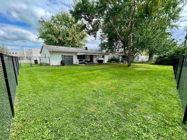 770 S Curry Pike, Bloomington, IN 47403