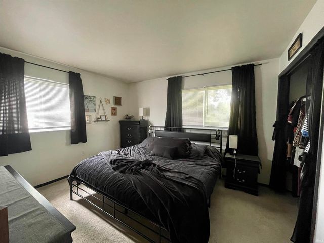 770 S Curry Pike, Bloomington, IN 47403