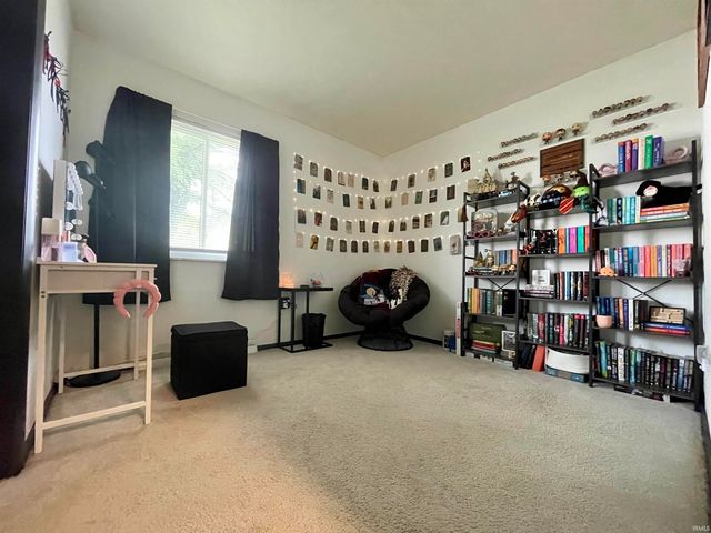 770 S Curry Pike, Bloomington, IN 47403