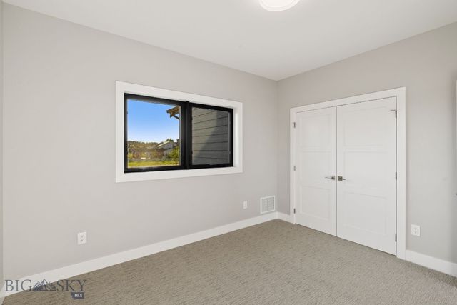 141 Creekbank Loop, Bozeman, MT 59718
