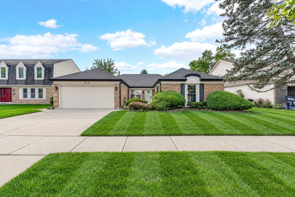 620 Cobblestone Lane, Buffalo Grove, IL 60089 — photo 2