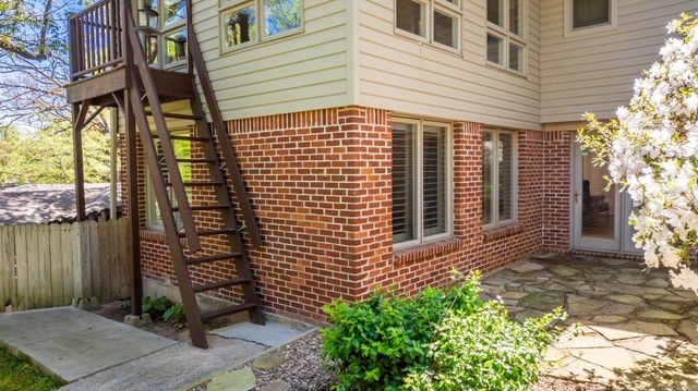 53 Pine Manor Drive, Little Rock, AR 72207