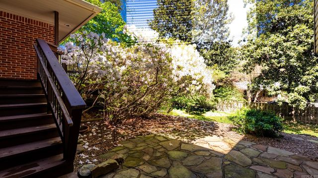 53 Pine Manor Drive, Little Rock, AR 72207