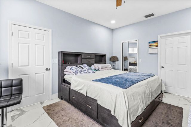 1087 Salmon Isle, Greenacres, FL 33413