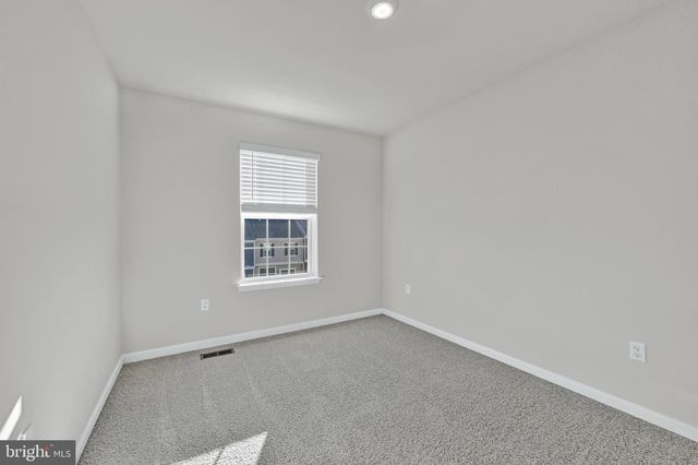 32 MERION AVE, Baltimore, MD 21237