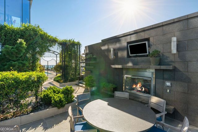 3630 Peachtree Road NE 2104, Atlanta, GA 30319