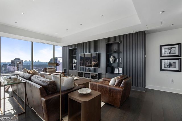 3630 Peachtree Road NE 2104, Atlanta, GA 30319