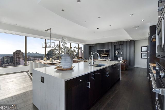 3630 Peachtree Road NE 2104, Atlanta, GA 30319