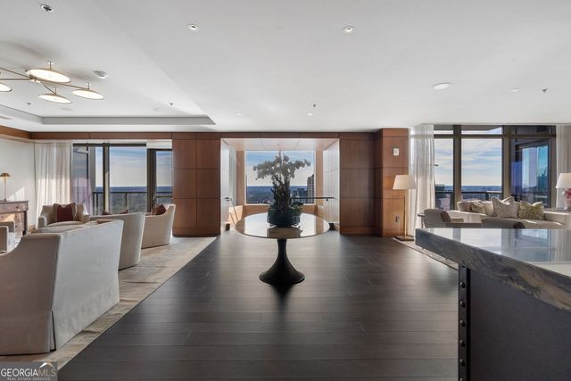 3630 Peachtree Road NE 2104, Atlanta, GA 30319