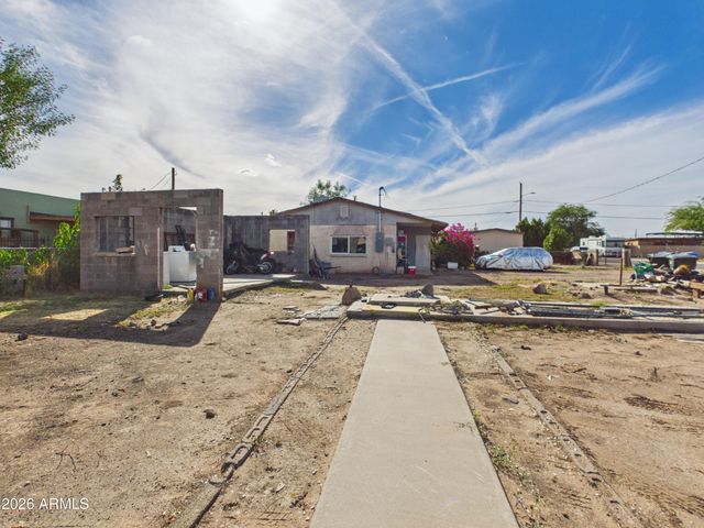 4604 S 5TH Street, Phoenix, AZ 85040