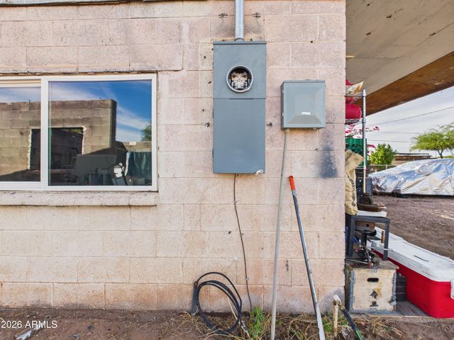 4604 S 5TH Street, Phoenix, AZ 85040