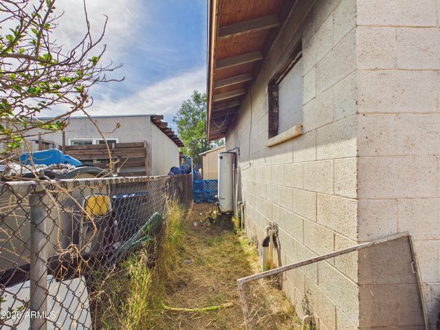 4604 S 5TH Street, Phoenix, AZ 85040