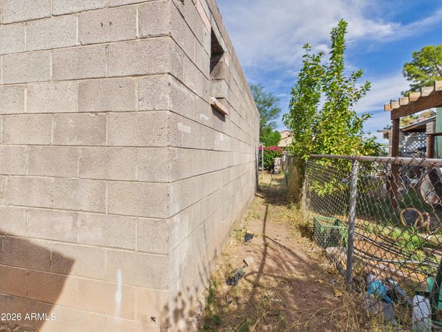 4604 S 5TH Street, Phoenix, AZ 85040