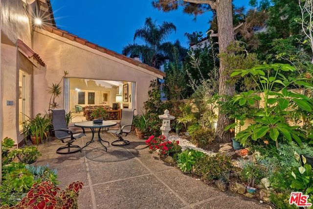 213 S Rodeo Drive, Beverly Hills, CA 90212