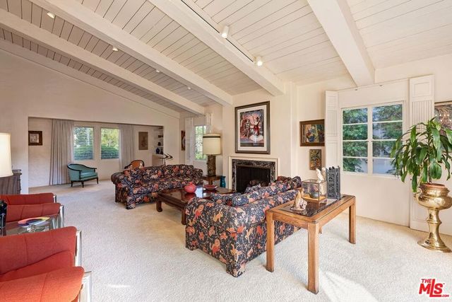 213 S Rodeo Drive, Beverly Hills, CA 90212