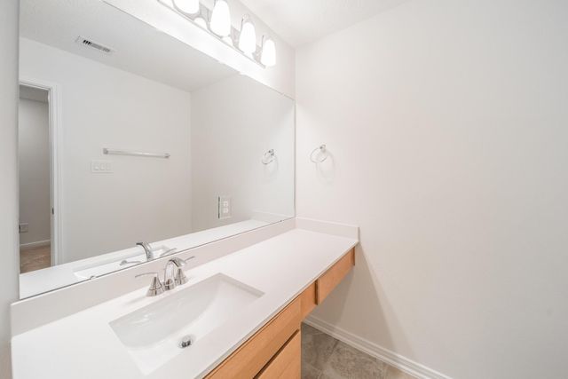 27618 Mesabe Drive, Magnolia, TX 77354