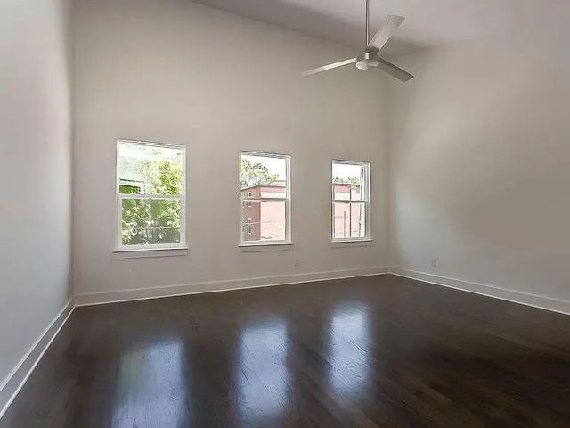 2423B Batavia St, Nashville, TN 37208