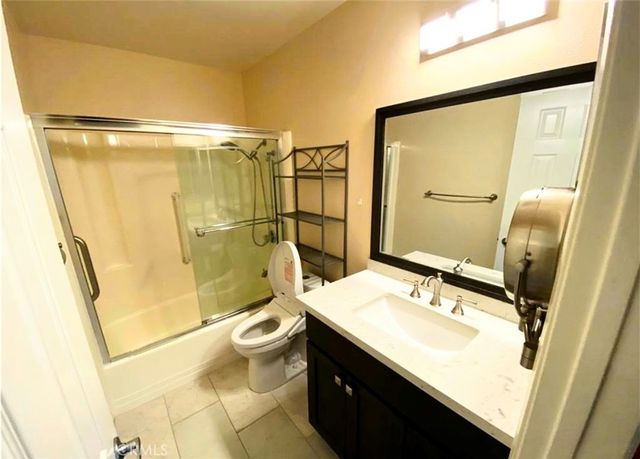 15920 Alta Vista F, La Mirada, CA 90638