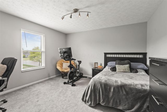 4335 Lemon Lake Court, Grove City, OH 43123