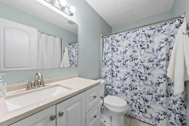 4335 Lemon Lake Court, Grove City, OH 43123