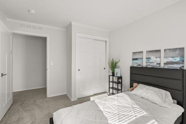 300 Luman Road 200, Phoenix, OR 97535