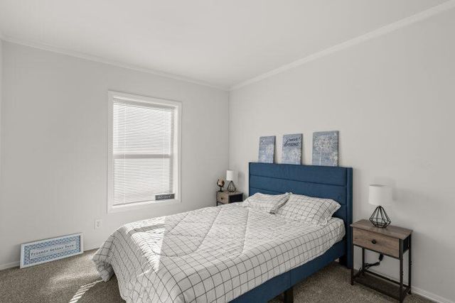 300 Luman Road 200, Phoenix, OR 97535