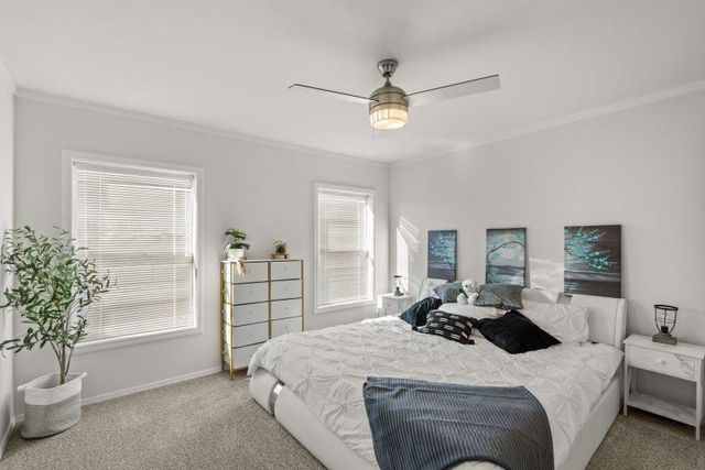 300 Luman Road 200, Phoenix, OR 97535